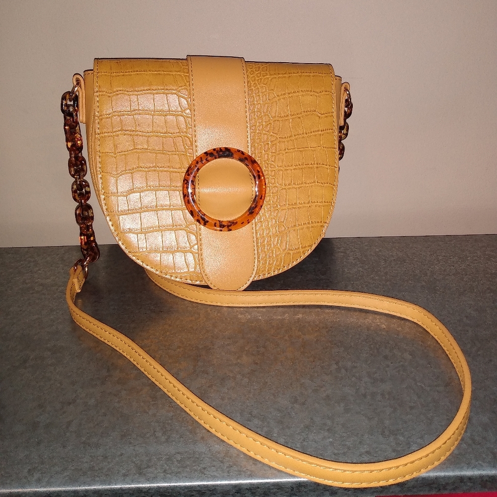 Mustard and tortoise purse